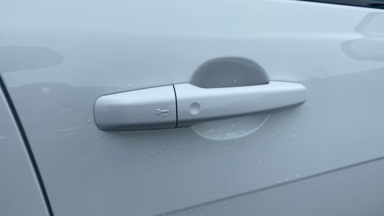 Jaguar XE 2.0 D200 R-Dynamic SE 4dr Auto Diesel Saloon